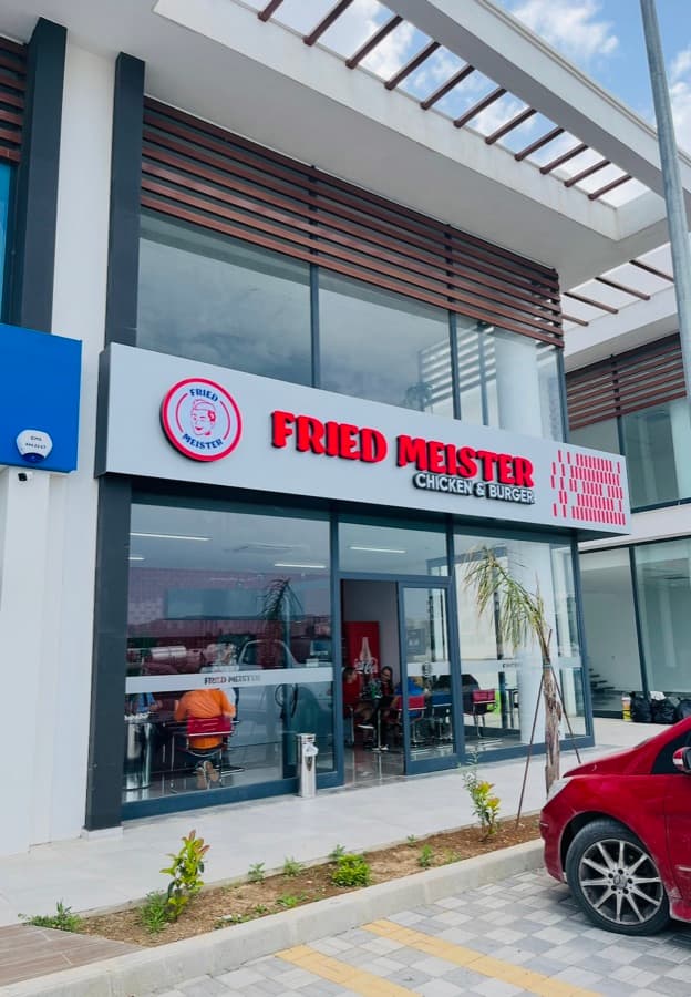 Fried Meister chicken burger KKTC